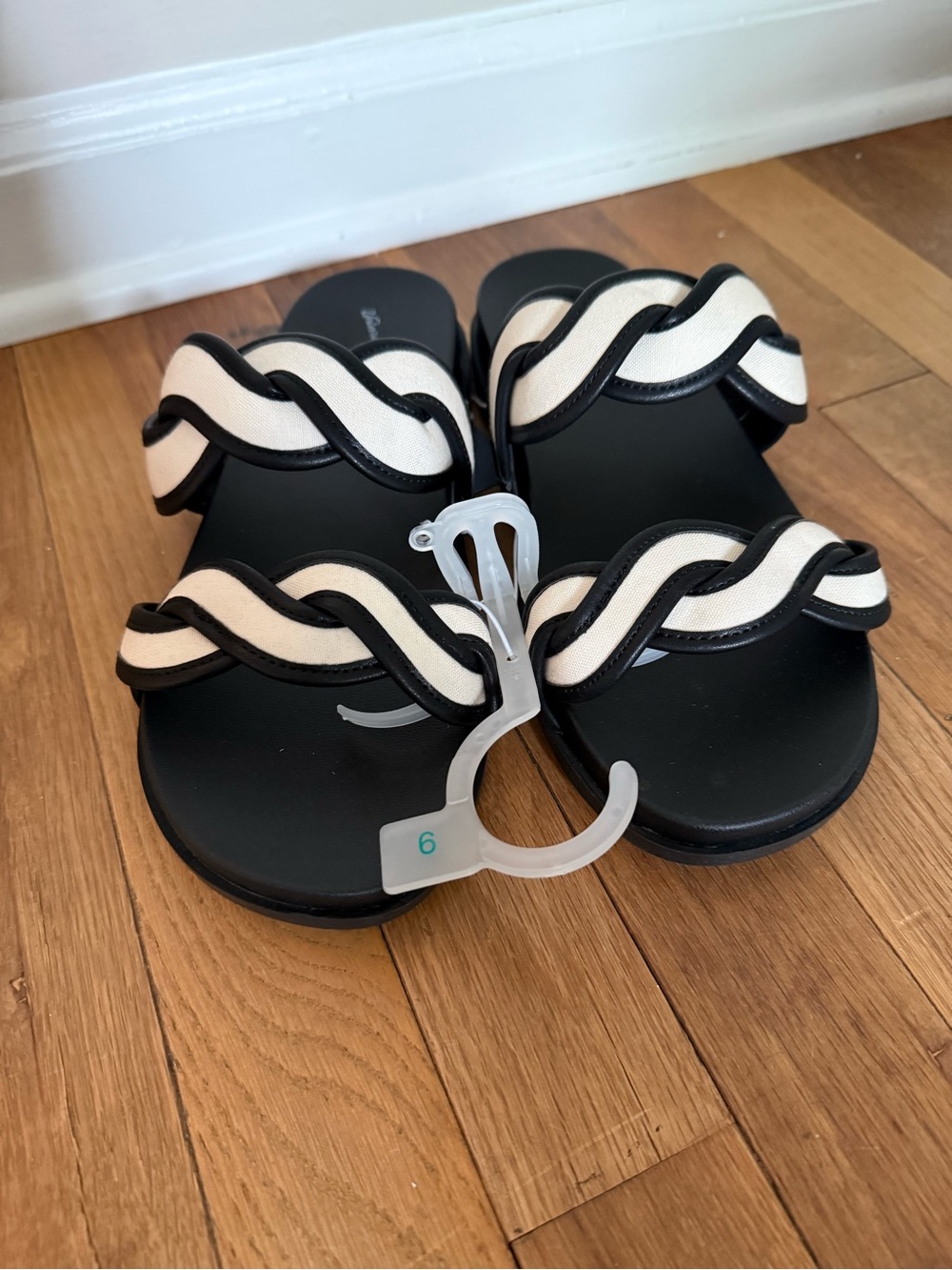 Black Sandal Slides with Cream Wavy Straps